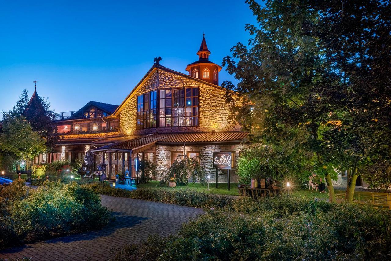 Wellnesshotel Seeschloesschen - Privat- Spa & Naturresort Senftenberg Dış mekan fotoğraf