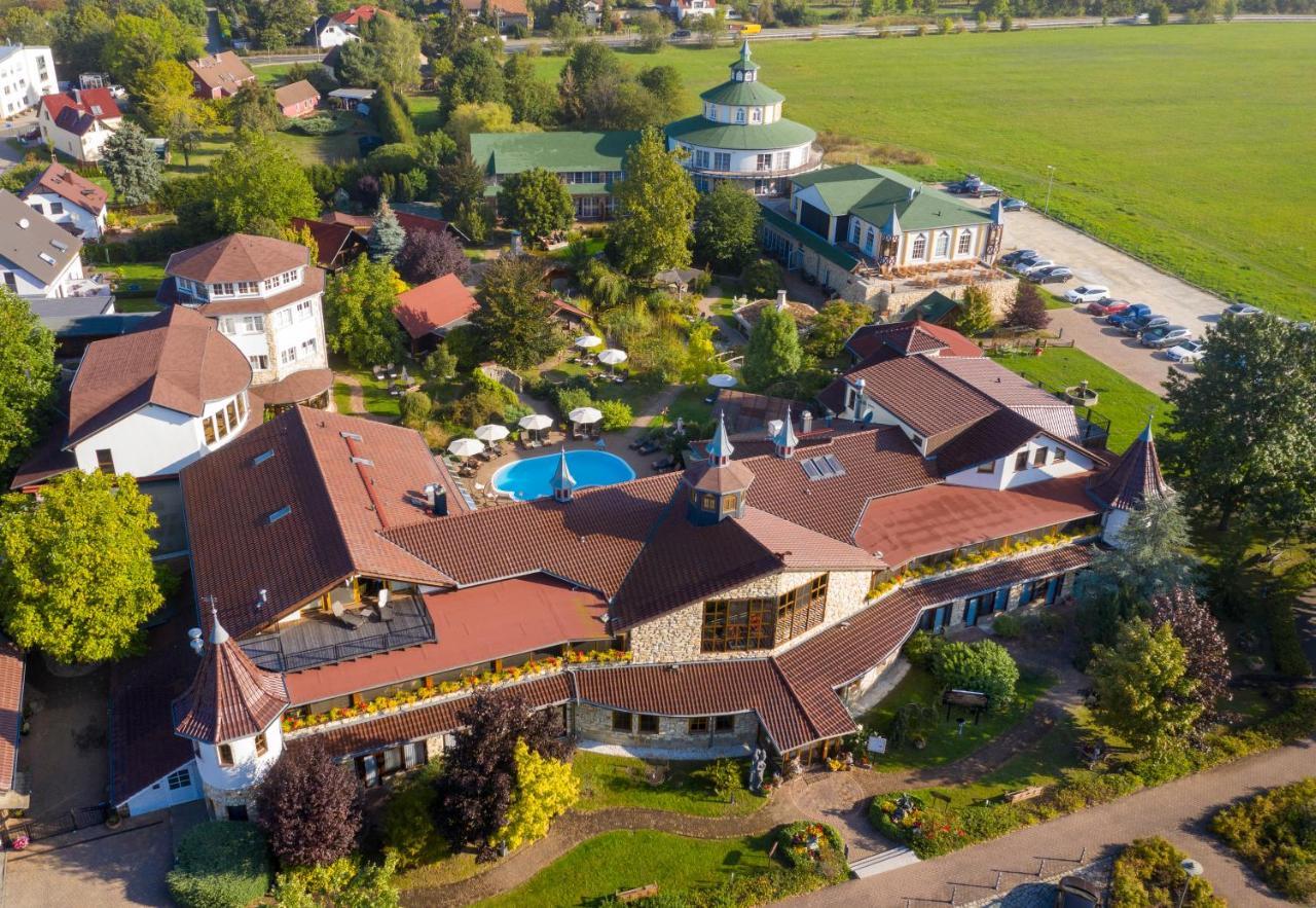 Wellnesshotel Seeschloesschen - Privat- Spa & Naturresort Senftenberg Dış mekan fotoğraf