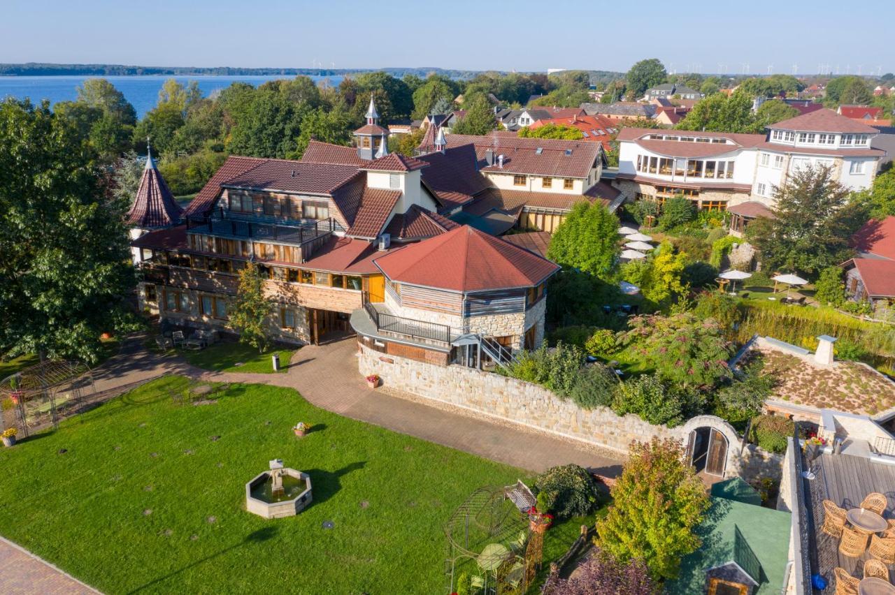 Wellnesshotel Seeschloesschen - Privat- Spa & Naturresort Senftenberg Dış mekan fotoğraf
