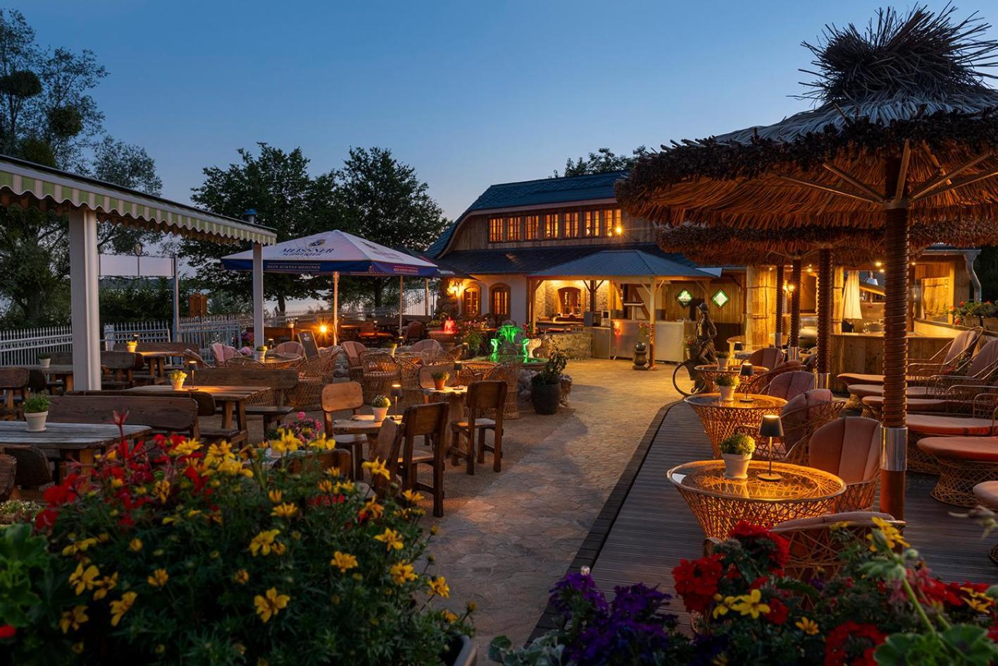 Wellnesshotel Seeschloesschen - Privat- Spa & Naturresort Senftenberg Dış mekan fotoğraf
